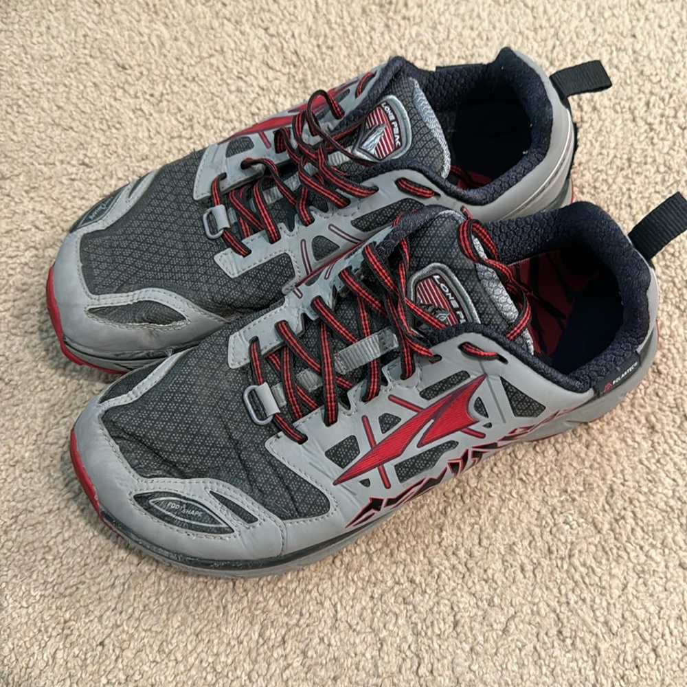 Altra running lone peak 3.0 waterproof polartec size 9